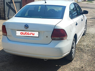 2015 Volkswagen Polo V, белый, 985000 рублей, вид 3