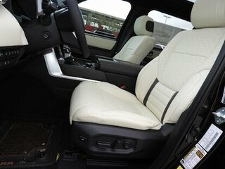 2025 Toyota Tundra CrewMax III, чёрный, 10677163 рублей, вид 5