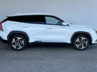 2023 Geely Atlas II, белый, 2195000 рублей, вид 4