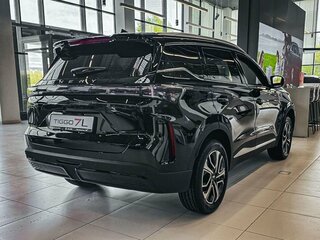 2025 Chery Tiggo 7L I, чёрный, 2940000 рублей, вид 4