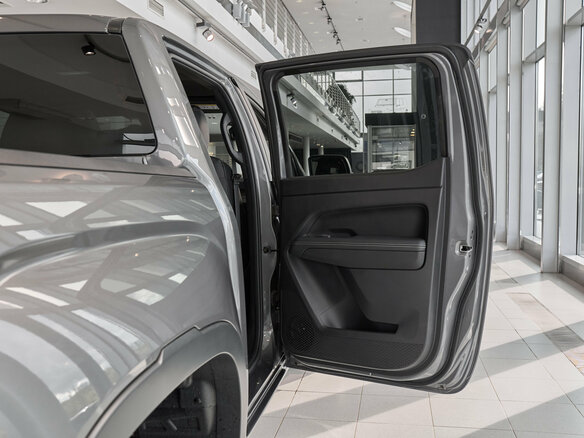 2025 Volkswagen Amarok II, серый, 11800000 рублей - вид 35