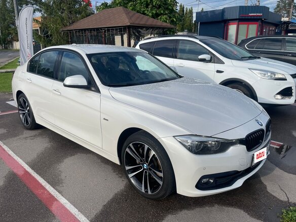 2018 BMW 3 серии 320d xDrive VI (F3x) Рестайлинг, белый, 2800000 рублей - вид 1