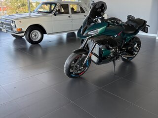 2025 BMW M 1000 XR, зелёный, 3890000 рублей, вид 2