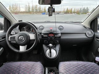 2010 Mazda 2 II Рестайлинг (DE2), красный, 830000 рублей, вид 5