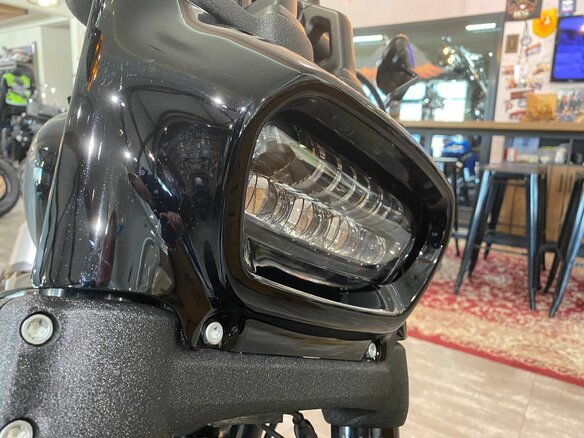2024 Harley-Davidson Fat Bob, чёрный, 3300000 рублей - вид 9