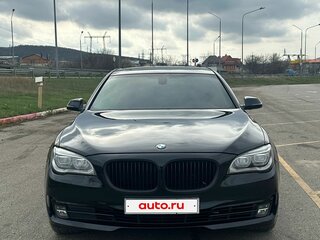 2013 BMW 7 серии Long 740Li xDrive V (F01/F02/F04) Рестайлинг, чёрный, 2100000 рублей, вид 1