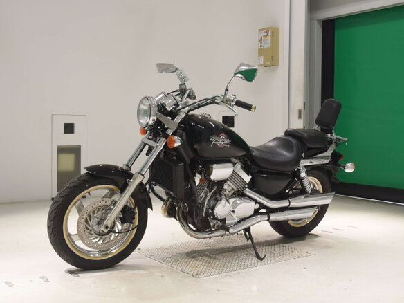 1996 Honda Magna, чёрный, 460000 рублей - вид 3