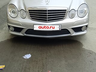 2004 Mercedes-Benz E-Класс 320 III (W211, S211), серебристый, 1600000 рублей, вид 1