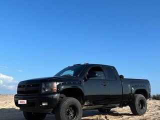 2008 Chevrolet Silverado II (GMT900), чёрный, 2500000 рублей, вид 2