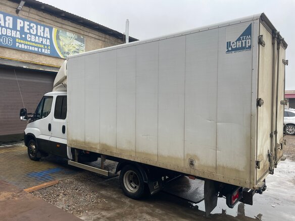2021 Iveco Daily, белый, 6000000 рублей - вид 3