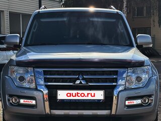 2014 Mitsubishi Pajero IV Рестайлинг 2, серебристый, 2999999 рублей, вид 1