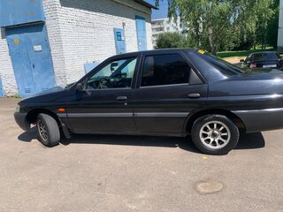 1997 Ford Escort V Рестайлинг 2, чёрный, 250000 рублей, вид 3