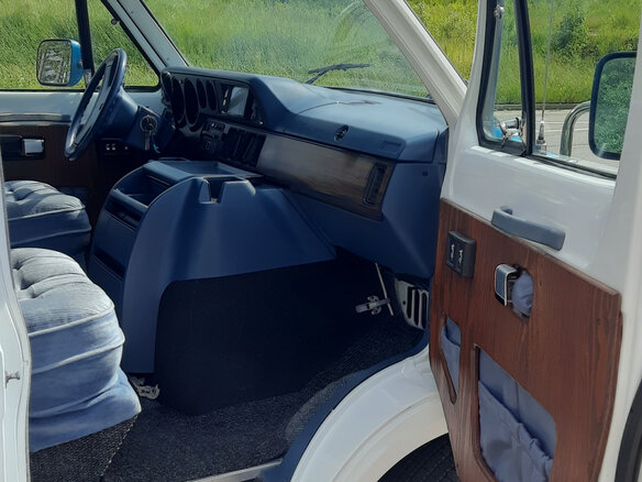 1992 Dodge Caravan II, голубой, 2500000 рублей - вид 19