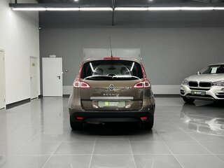 2011 Renault Scenic III, коричневый, 745000 рублей, вид 4