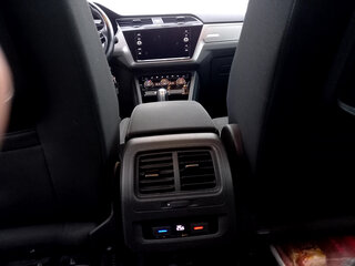 2019 Volkswagen Touran II, серый, 2104705 рублей, вид 4