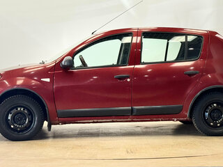 2011 Renault Sandero I, красный, 270000 рублей, вид 2