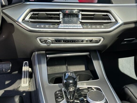 2020 BMW X5 30d IV (G05/G18), синий, 7700000 рублей - вид 15