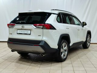 2020 Toyota RAV4 V (XA50), белый, 3750000 рублей, вид 4