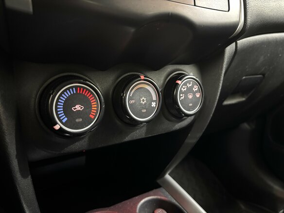 2011 Mitsubishi ASX I, голубой - вид 17