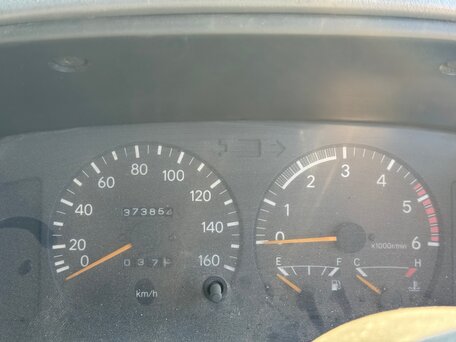 2000 Toyota Dyna, белый, 860000 рублей, вид 3