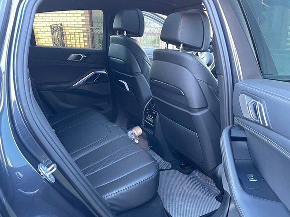 2019 BMW X6 40i III (G06), серый, 9100000 рублей - вид 12