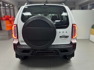 2026 Lada (ВАЗ) Niva Travel I Рестайлинг, белый, 1603000 рублей, вид 4