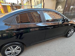 2020 Hyundai Solaris II Рестайлинг, чёрный, 1599999 рублей, вид 3