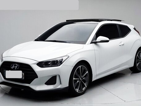 2018 Hyundai Veloster II, белый, 1615000 рублей, вид 1