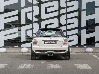 2010 Mini Hatch Cooper S II (R56) Рестайлинг, белый, 1049000 рублей, вид 4