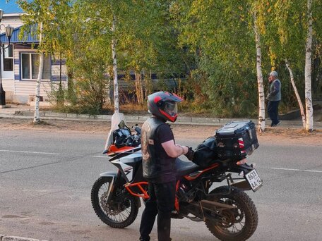 2019 KTM 1090 Adventure R, оранжевый, 900000 рублей, вид 2