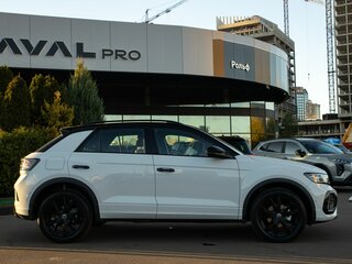 2026 Volkswagen T-Roc I (China Market) Рестайлинг, белый, 3780000 рублей, вид 3