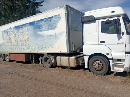 2003 Mercedes-Benz Axor, белый, 2000000 рублей, вид 1