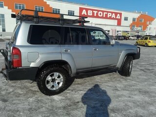 2007 Nissan Patrol V (Y61) Рестайлинг, серебристый, 2700000 рублей, вид 3