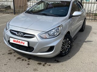 2011 Hyundai Accent IV, серый, 680000 рублей, вид 2