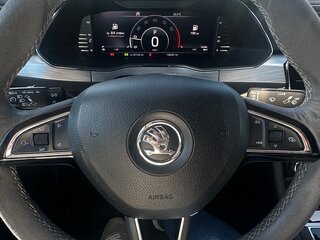 2020 Skoda Superb III Рестайлинг, серый, 2950000 рублей, вид 4