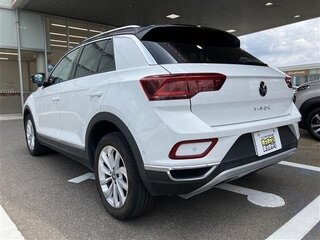 2023 Volkswagen T-Roc I Рестайлинг, белый, 1900678 рублей, вид 5