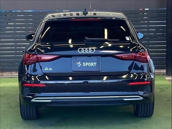 2021 Audi A3 30 TFSI IV (8Y), чёрный - вид 3