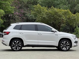 2022 Skoda Karoq DSG7 I, белый, 1690000 рублей, вид 4
