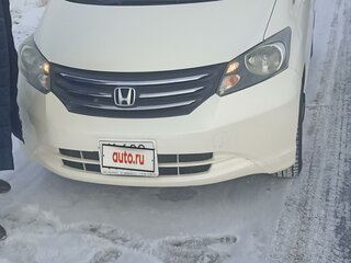 2010 Honda Freed I, белый, 1300000 рублей, вид 2