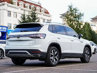 2023 Volkswagen Tayron I Рестайлинг, белый, 1813010 рублей, вид 4
