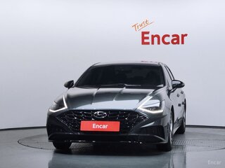 2023 Hyundai Sonata VIII (DN8), чёрный, 1850000 рублей, вид 2