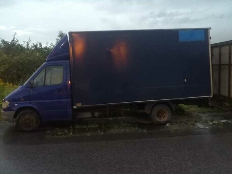 1997 Mercedes-Benz Sprinter, синий, 600000 рублей, вид 2