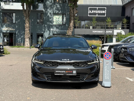 2023 Kia K5 III, серый, 2390000 рублей, вид 2