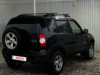 2013 Chevrolet Niva I Рестайлинг, чёрный, 630000 рублей, вид 3