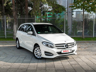 2014 Mercedes-Benz B-Класс 180 CDI II (W246) Рестайлинг, белый, 1400000 рублей, вид 3