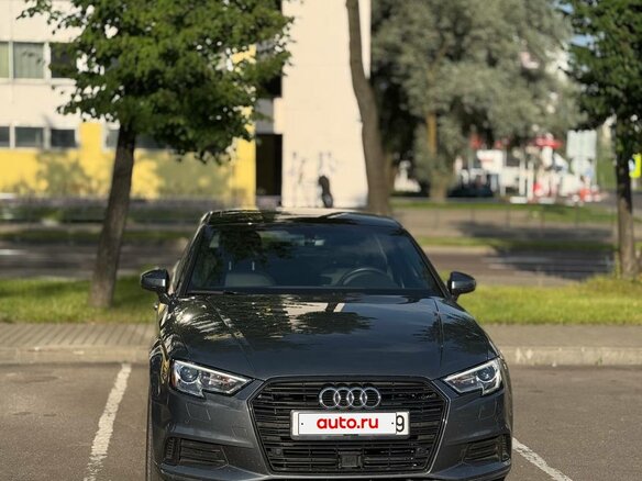 2020 Audi A3 III (8V) Рестайлинг, серый, 1950000 рублей