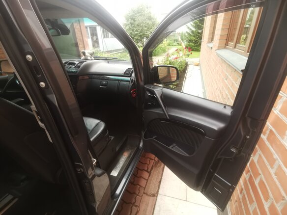 2012 Mercedes-Benz Viano Long L2 I (W639) Рестайлинг, серый, 3000000 рублей - вид 2