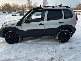 2014 Chevrolet Niva I Рестайлинг, серебристый, 500000 рублей, вид 5