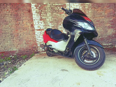 2008 Honda Forza, красный, 160000 рублей, вид 1