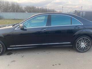 2011 Mercedes-Benz S-Класс 500 V (W221) Рестайлинг, чёрный, 1750000 рублей, вид 3